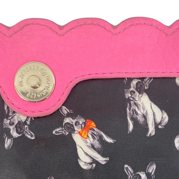 Ted Baker Fluorescent Pink Scallop Edge Clutch EUC - Picture 3 of 14